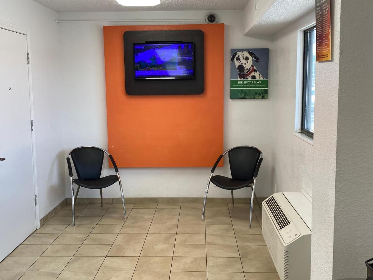 Motel 6-Memphis, Tn - Downtown Екстер'єр фото