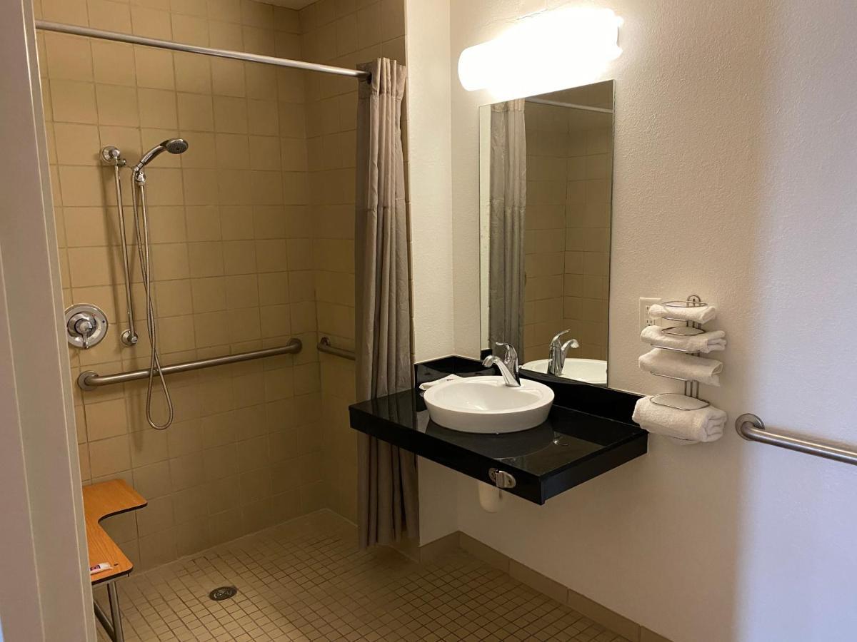 Motel 6-Memphis, Tn - Downtown Екстер'єр фото